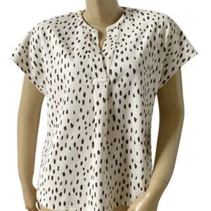 MELLODAY Cream and Black Flutter Sleeve Blouse